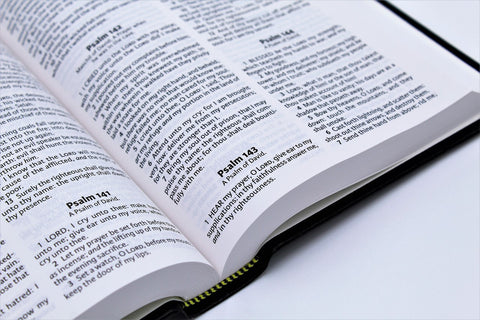 Broadman & Holman Bible: Pew Bible - Hardcover