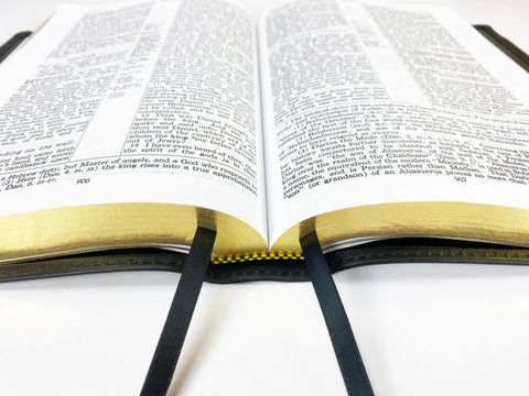 Church Bible Publishers:  Large Print Scofield Study Bible (black)