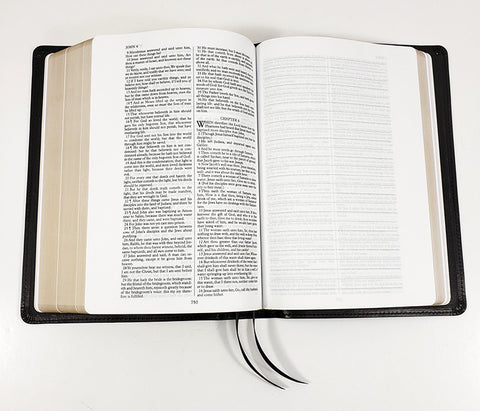 Church Bible Publishers:  Midsize Interleaved Corporate Series Bible - Black
